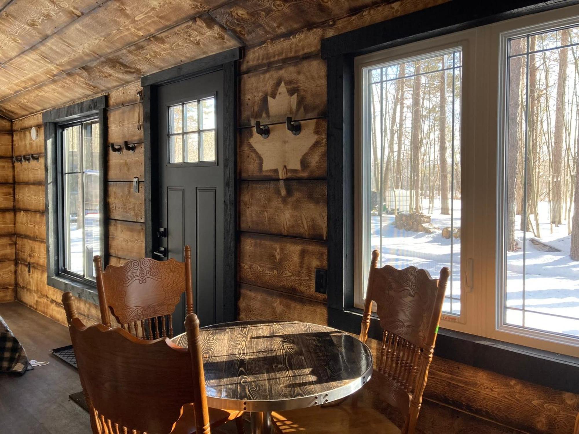 Your Cozy Cabin Retreat Saint-Remi-d'Amherst Екстериор снимка