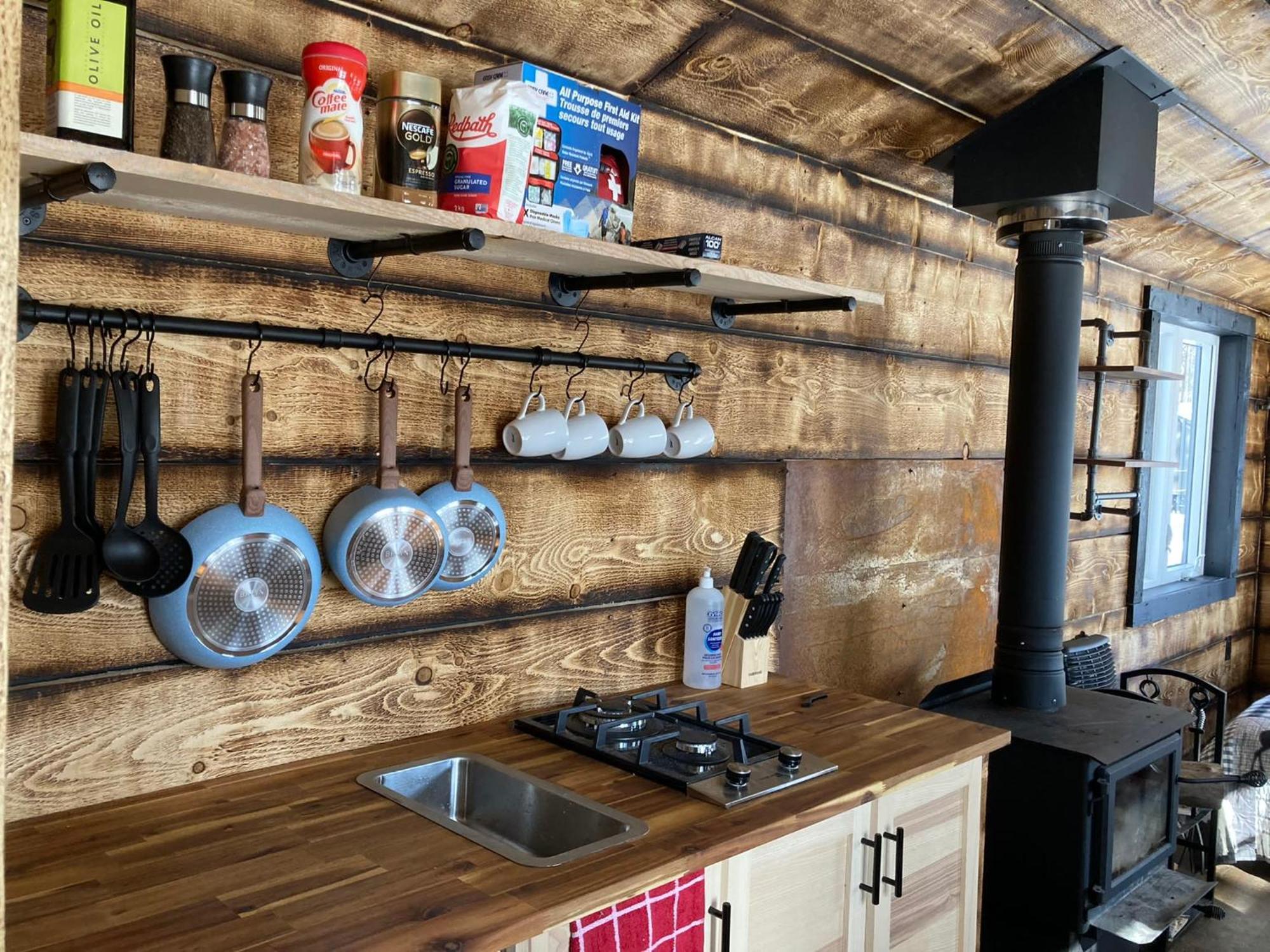 Your Cozy Cabin Retreat Saint-Remi-d'Amherst Екстериор снимка