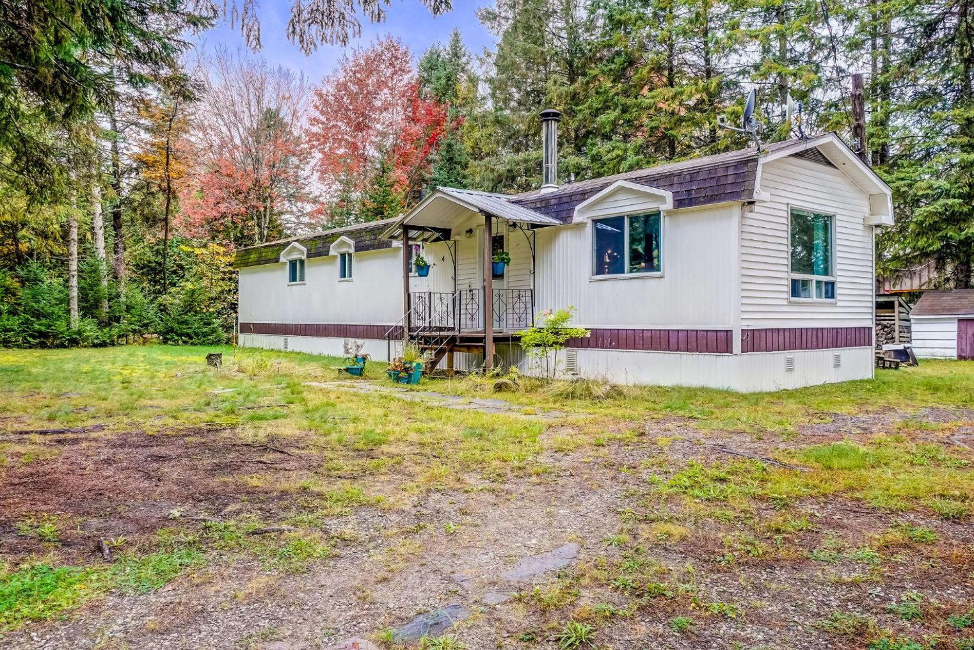 Your Cozy Cabin Retreat Saint-Remi-d'Amherst Екстериор снимка